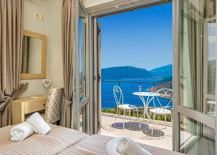 Aurora Sunrise By Willa Agia Efimia